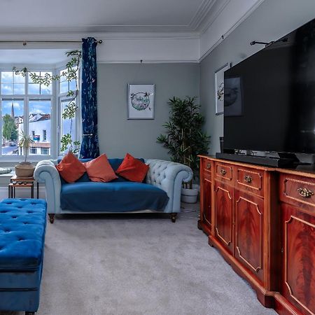 Modern Serviced Apartment: Views Of Village Center Bristol Eksteriør billede